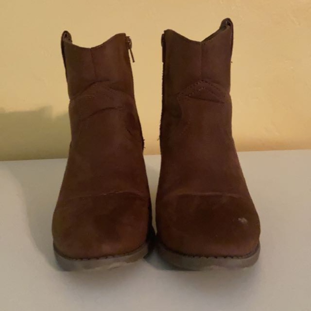 𝑷𝒓𝒂𝒕𝒕 𝒉𝒆𝒂𝒍𝒆𝒅 𝒄𝒐𝒘 𝒑𝒓𝒊𝒏𝒕 𝒃𝒐𝒐𝒕𝒔 𝒇𝒐𝒓 𝒘𝒐𝒎𝒆𝒏 - Picture 3 of 4